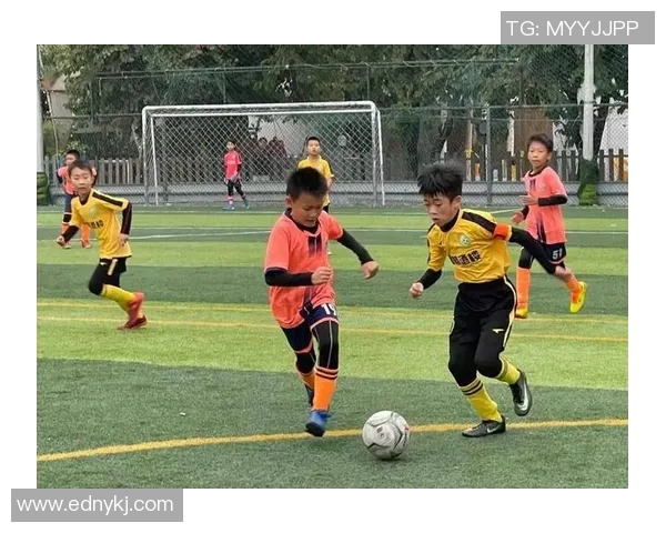 幼儿篮球3v3精彩对决视频分享助力小球员成长与团队合作能力提升