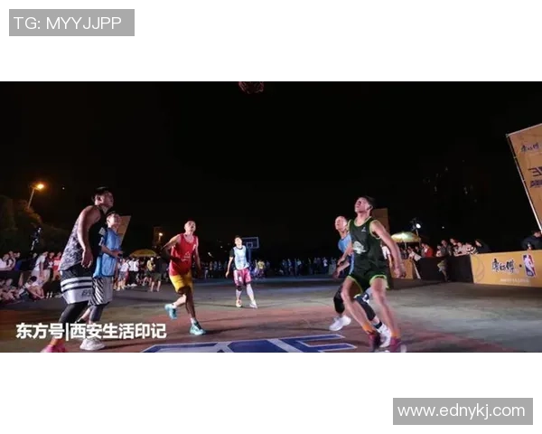 山东福建篮球对决激战正酣球迷热情高涨期待精彩赛事展现